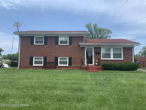 3870 Darlene Dr, Louisville, KY 40216