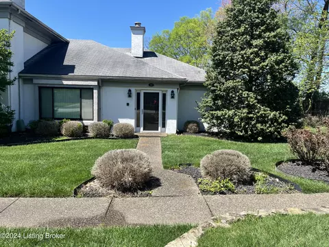 222 Moser Rd, Louisville, KY 40223
