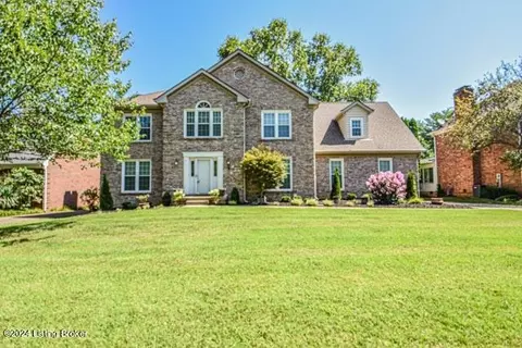 7416 Falls Ridge Ct, Louisville, KY 40241