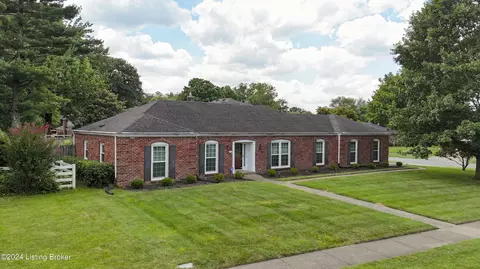 7812 Barbour Manor Dr, Louisville, KY 40241
