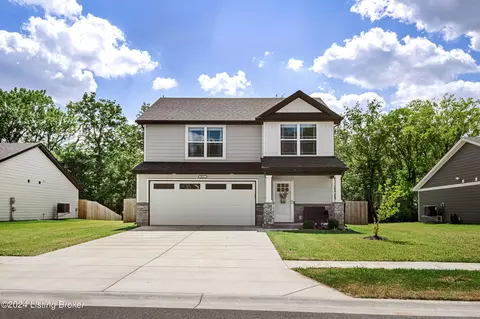 9012 Manslick Commons Dr, Louisville, KY 40219