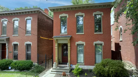 226 E Oak St, Louisville, KY 40203