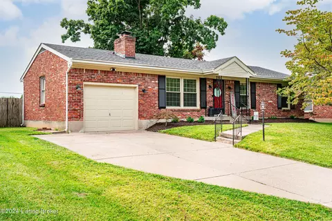 1910 Janlyn Rd, Jeffersontown, KY 40299