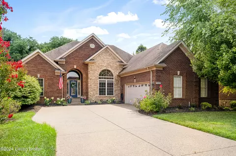 11104 Pebble Creek Dr, Louisville, KY 40241