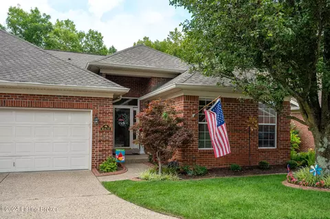 10438 Dove Chase Cir, Louisville, KY 40299
