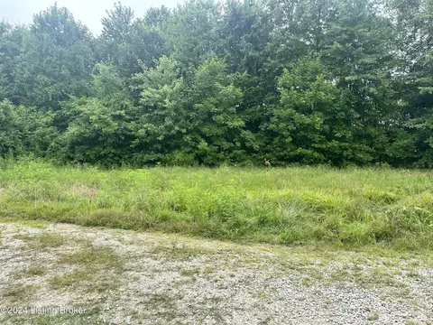 891 W Blue Lick Rd, Shepherdsville, KY 40165