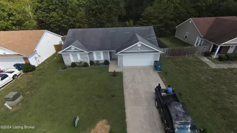 459 Shady Glen Cir, Shepherdsville, KY 40165