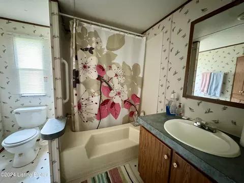 133 Axtel Circle Loop, Mc Daniels, KY 40152 photo 14