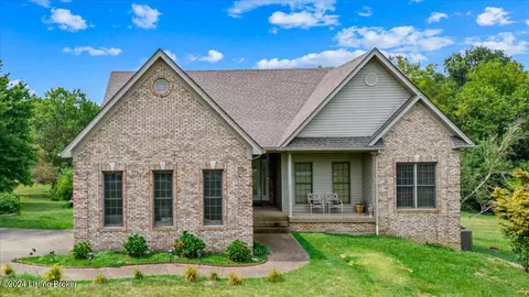 2343 Hochstrasser Rd, Fisherville, KY 40023