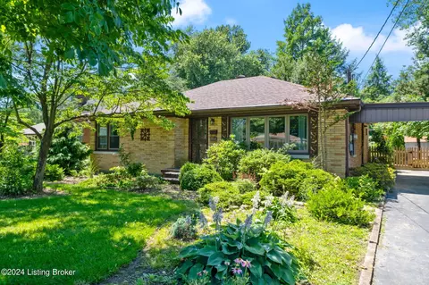7704 Dingle Dell Rd, Louisville, KY 40214