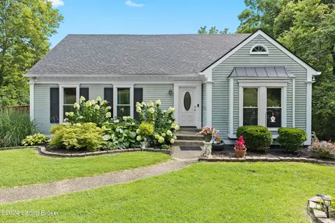 15222 Shelbyville Rd, Louisville, KY 40245