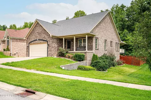 2113 Churchdown Ln, Louisville, KY 40214