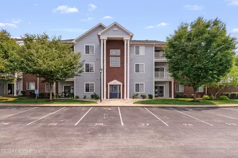 2602 Aristocrat Pl #201, Louisville, KY 40299