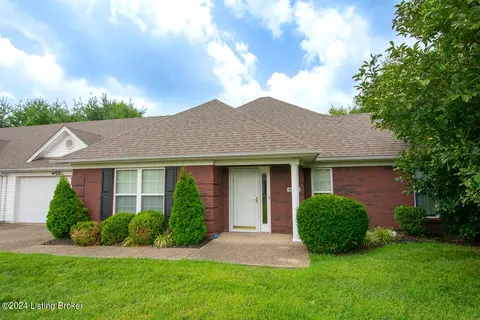 4406 Monarchos Dr, Louisville, KY 40220