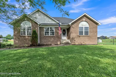 1000 Creek Pointe Dr, Coxs Creek, KY 40013