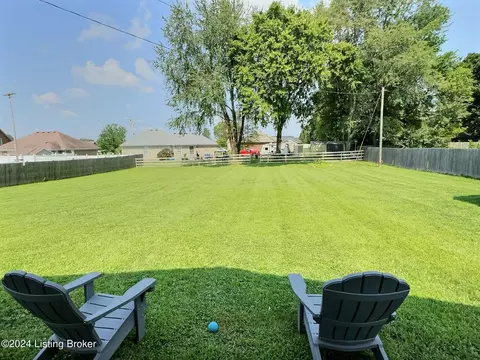 450 Stringer Ln, Mount Washington, KY 40047 photo 22