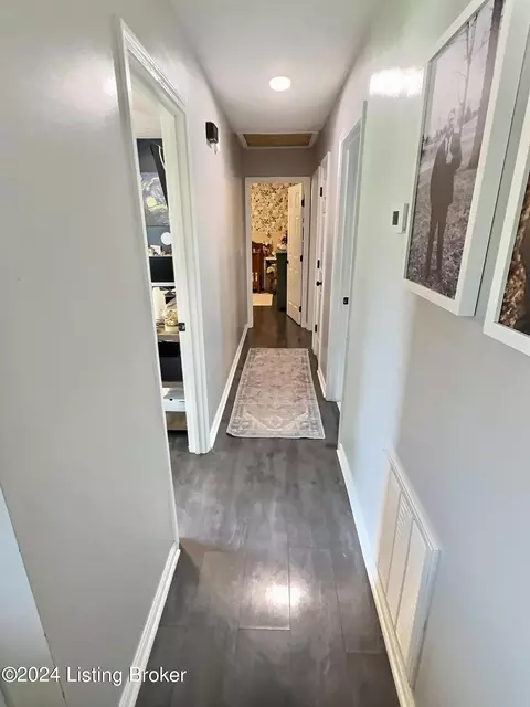 450 Stringer Ln, Mount Washington, KY 40047 photo 11