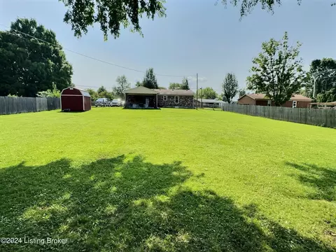 450 Stringer Ln, Mount Washington, KY 40047 photo 24