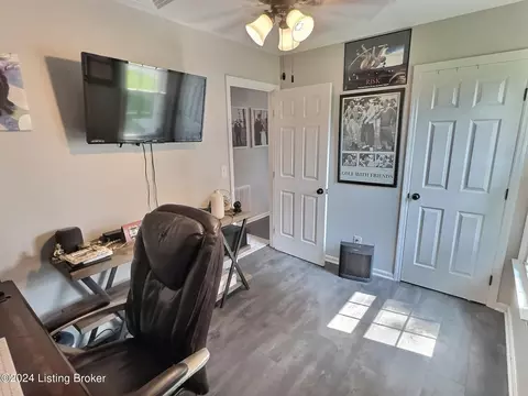 450 Stringer Ln, Mount Washington, KY 40047 photo 19