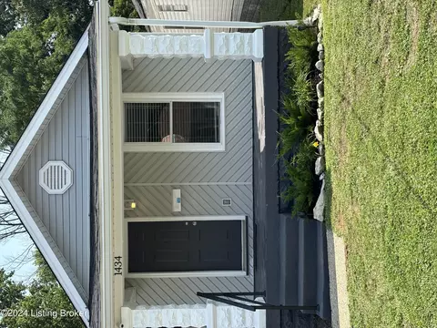 1434 Shingo Ave, Louisville, KY 40215