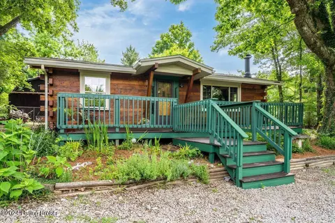 7305 Floydsburg Rd, Crestwood, KY 40014