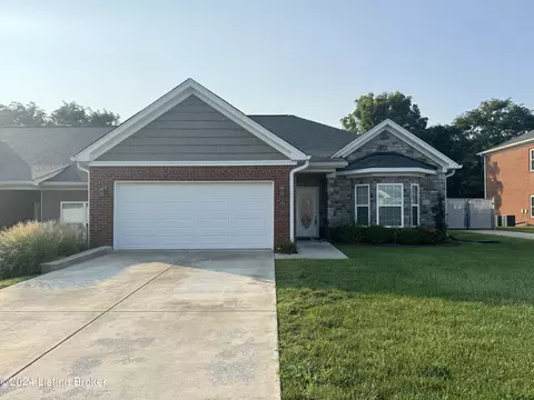 7305 Autumn Trace Dr #105, Louisville, KY 40214