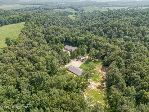 151 Wright Clark Cemetery Ln, Cecilia, KY 42724