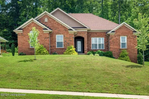 2867 NE Crescent Hill Dr, Corydon, IN 47112