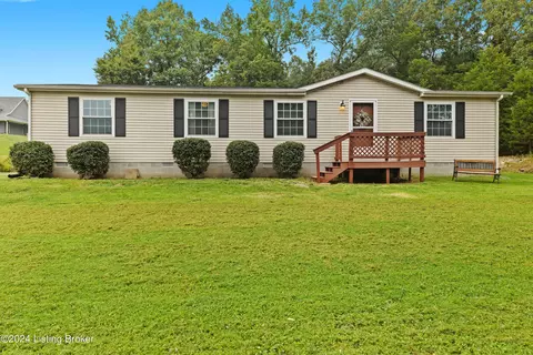 6088 Nat Rogers Rd, Boston, KY 40107