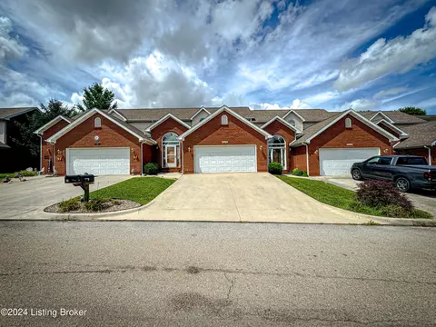 75 E Saddlebrook Dr, Somerset, KY 42503