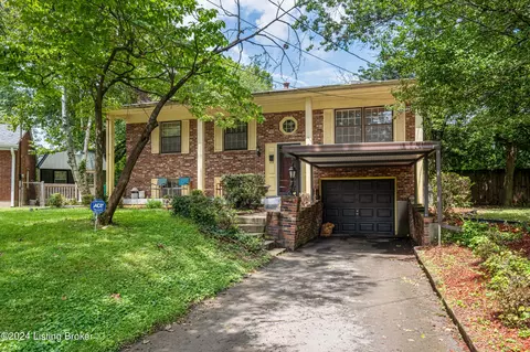 5 Truro Ct, Louisville, KY 40216