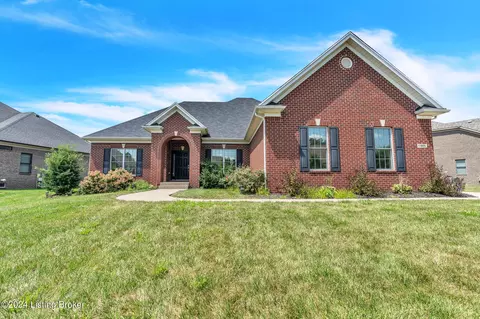 11805 Timberland Dr, Louisville, KY 40291