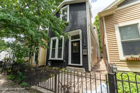 1239 Hull St, Louisville, KY 40204