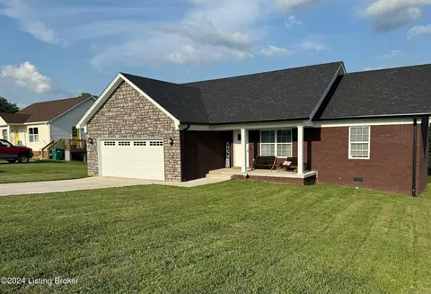 Exterior - 104 Apache Ct, Bloomfield, KY 40008 photo 4 of 11