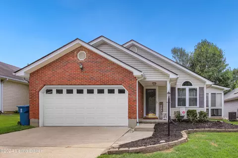 123 Plantation Dr, Lawrenceburg, KY 40342