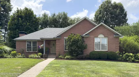 4414 Deer Springs Ct, Louisville, KY 40241