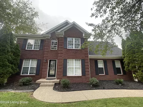 13109 Dogwood Forest Cir, Louisville, KY 40245