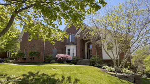 18512 Longview Park Ln, Louisville, KY 40245