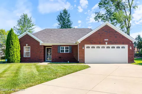 9109 Woodhold Ct, Louisville, KY 40291