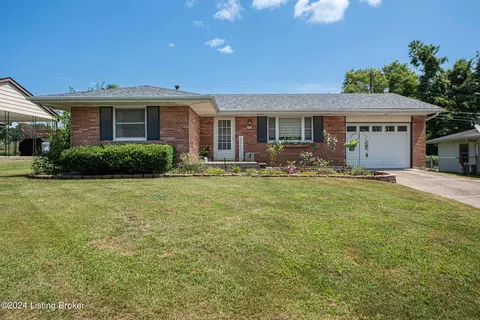 1444 Ridgeway Dr, Jeffersonville, IN 47130