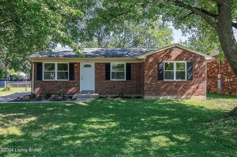 9405 Willowwood Way, Louisville, KY 40299