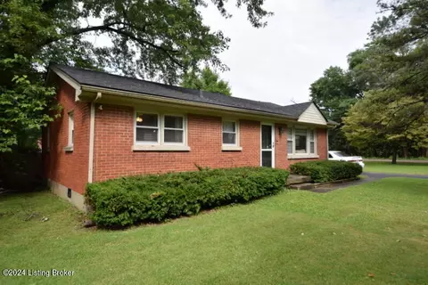 7402 Michael Dr, Louisville, KY 40228