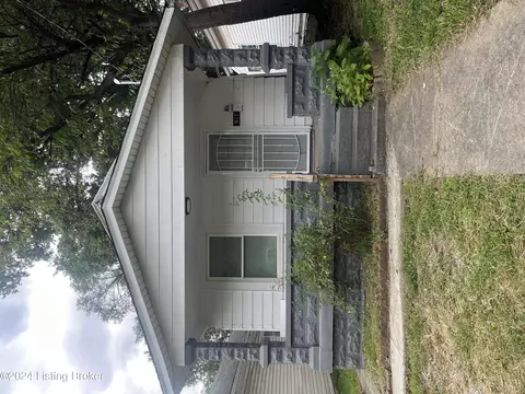 917 Roadway Ave, Louisville, KY 40208