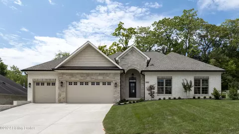 228 Maple Valley Rd, Louisville, KY 40245