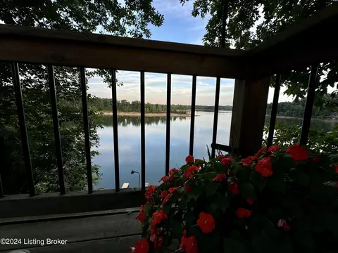484 Fentress Lookout Rd, Falls Of Rough, KY 40119