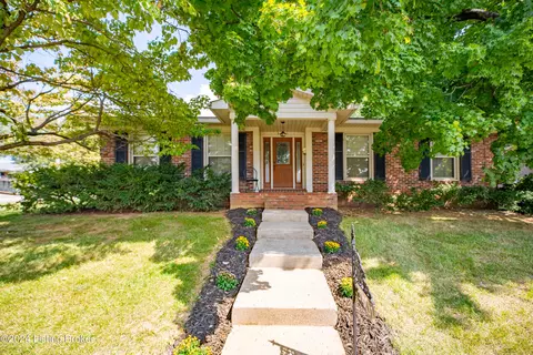 3301 Enridge Dr, Louisville, KY 40220