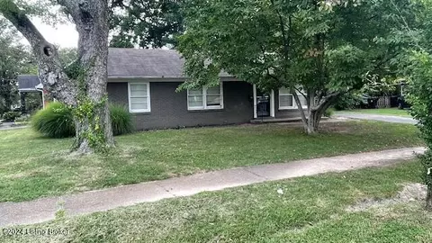3015 Boaires Ln, Louisville, KY 40220
