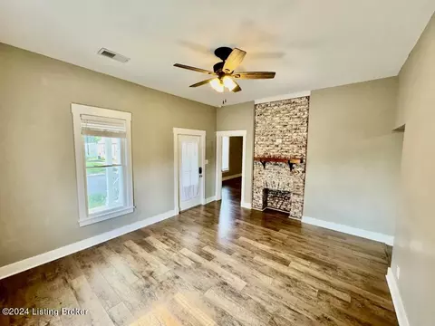 221 E Virginia Ave, Springfield, KY 40069 photo 5