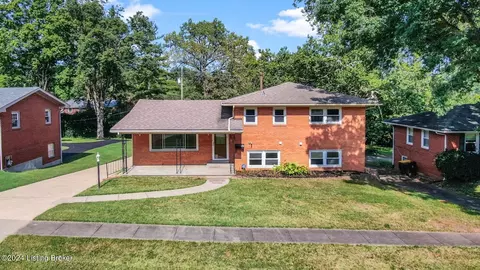 307 Willow Brook Rd, Louisville, KY 40243