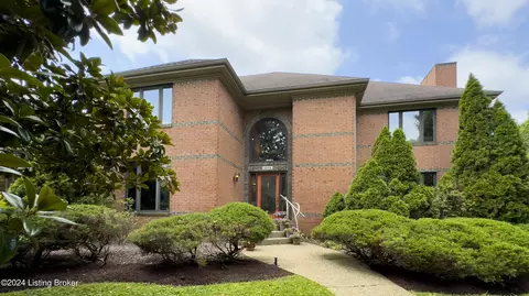 2608 Ballantrae Cir, Louisville, KY 40242